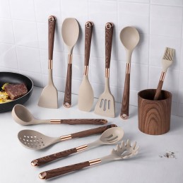 Set 11 piese ustensile de...